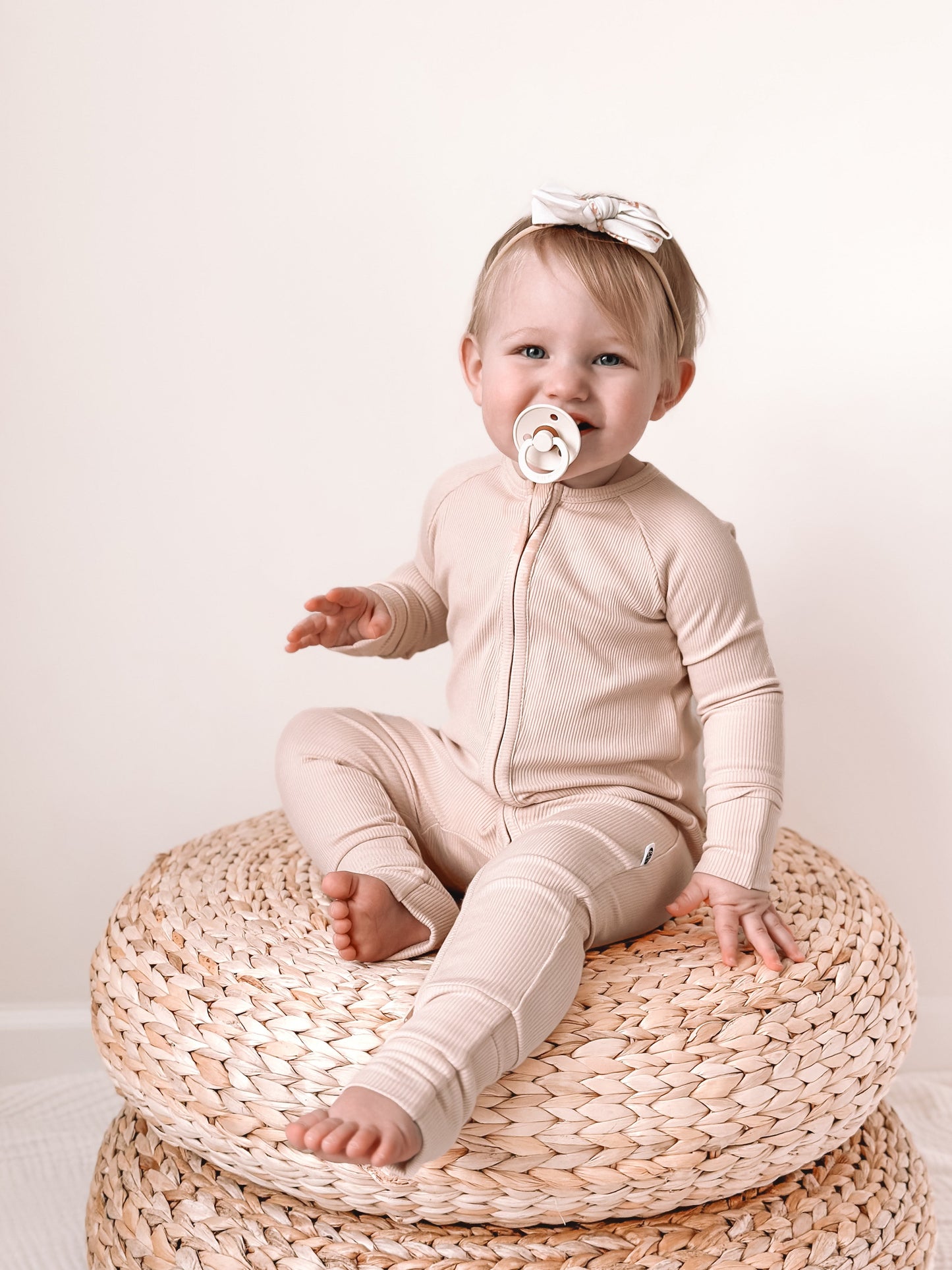 ALMOND RIBBED | ZIP ROMPER